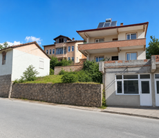 KARTEPE AVLUBURUN'DA SAPANCA GÖLÜ MANZARALI 3.922 m² ARSA VE MÜŞTEMİLATLI SATILIK YATIRIM FIRSATI