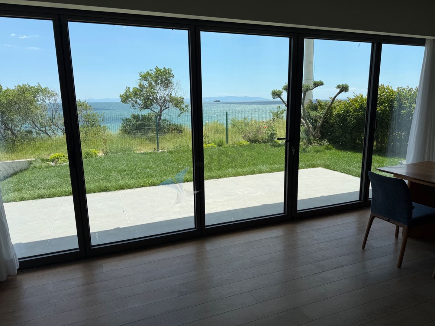 Property-photo