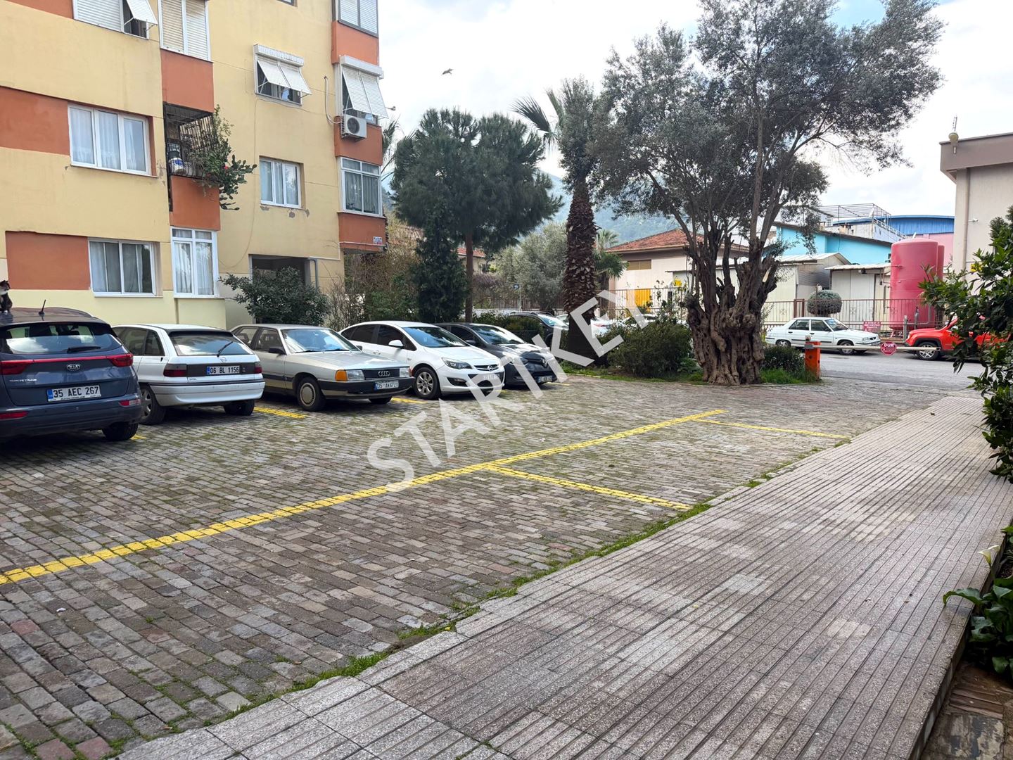 Property-photo