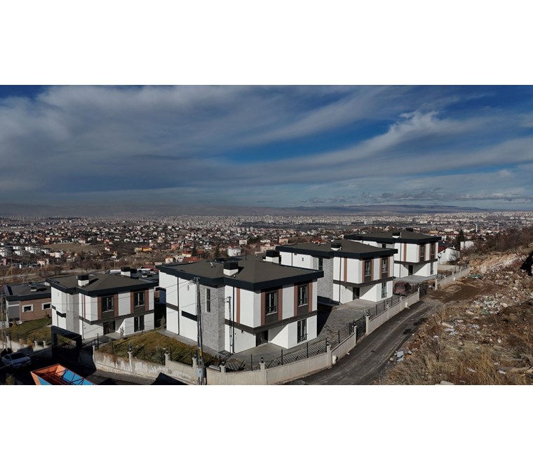 AKDAMAR - Becen Mah. ŞEHİR MANZARALI Satılık 5+1 SIFIR Villa !