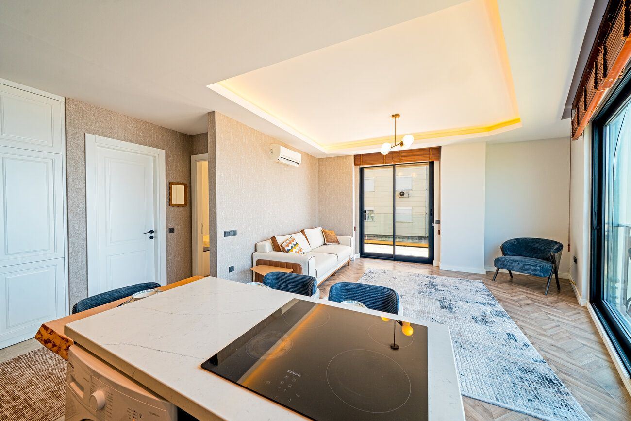FULLY FURNISHED 3+1 SEAFRONT APARTMENT FOR SALE WITH SEA VIEW IN ALANYA CENTER · 8 · Photos