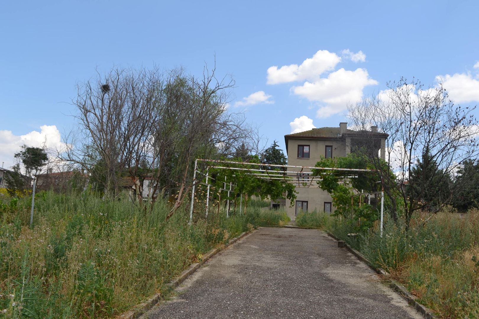 Property-photo