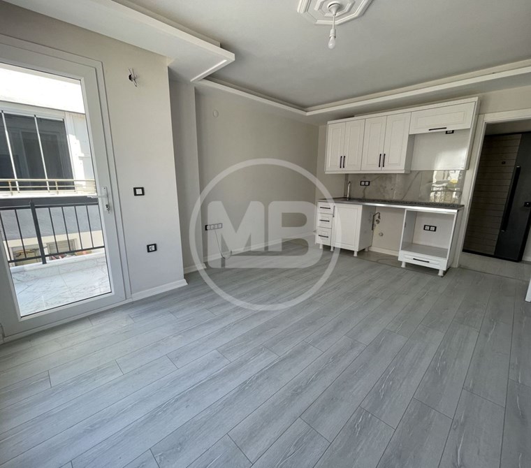 DİDİM EFELER MAHALLESİ'NDE YENİ ASANSÖRLÜ BİNADA ARA KAT ÖN CEPHE 1+1 DAİRE