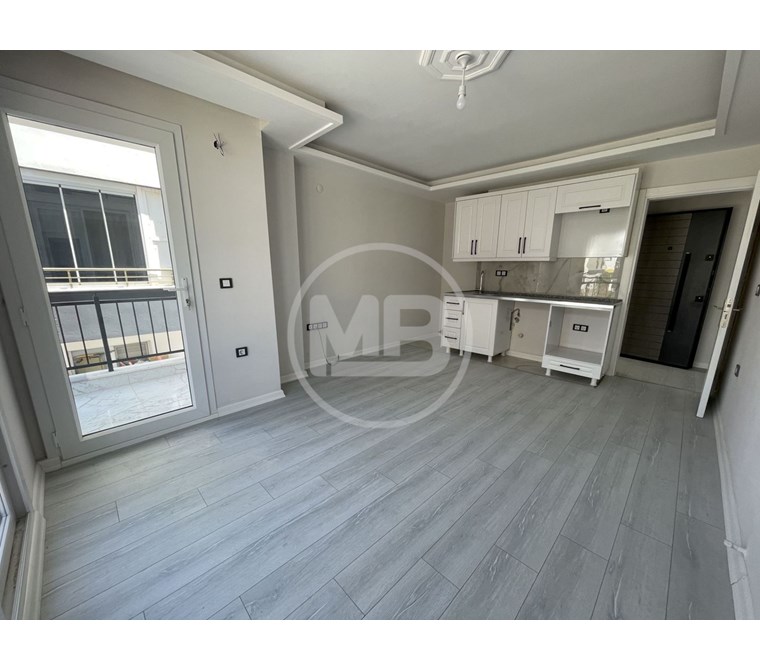 DİDİM EFELER MAHALLESİ'NDE YENİ ASANSÖRLÜ BİNADA ARA KAT ÖN CEPHE 1+1 DAİRE
