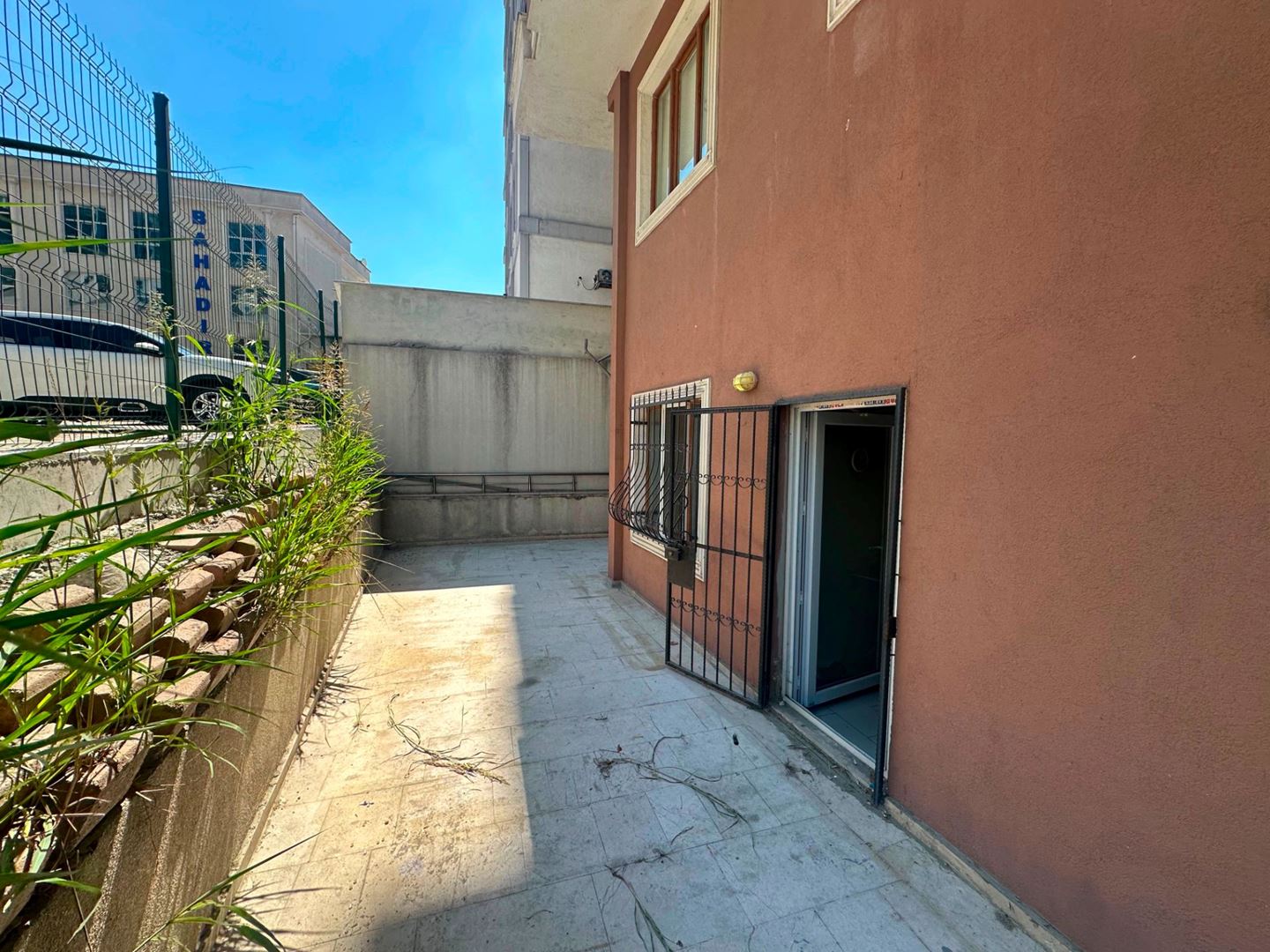 Property-photo