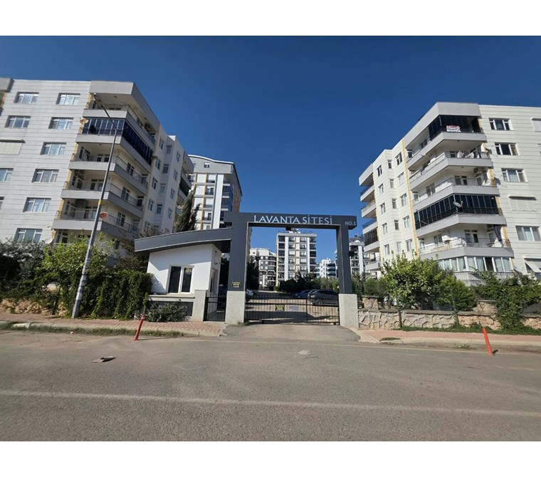 ÇANKAYA MH'DE HAVUZLU SİTE İÇİ 2+1 100m² 1.KAT KİRALIK DAİRE