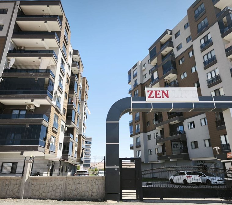 EMLAK 72 DEN HASANKEYF YOLUNDA ACİL SATILIK 3.5+1 LÜKS DAİRE