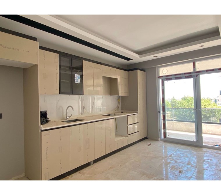 EMLAK 72'DEN KORİK MAH.ANA CADDE ÜZERİ SATILIK SIFIR 3+1 DAİRE