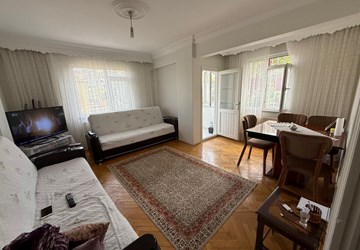 EYÜPSULTAN DÜĞMECİLER MAHALLESİNDE SATILIK DAİRE