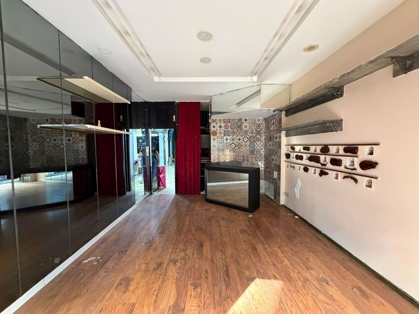 Property-photo
