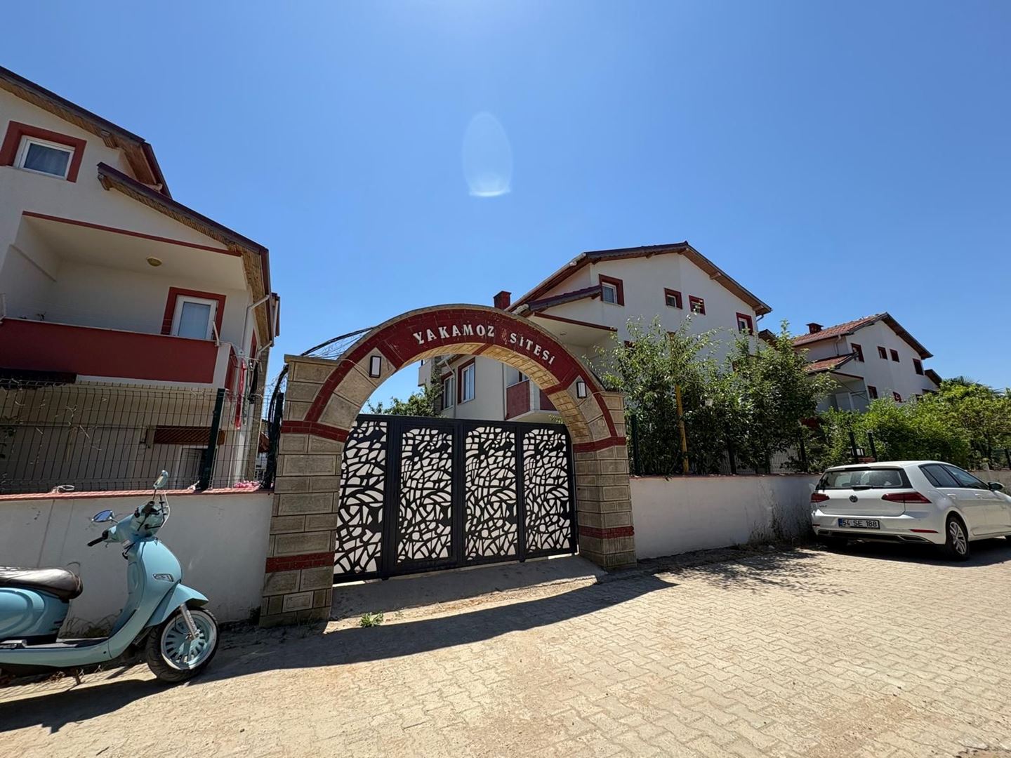 Property-photo
