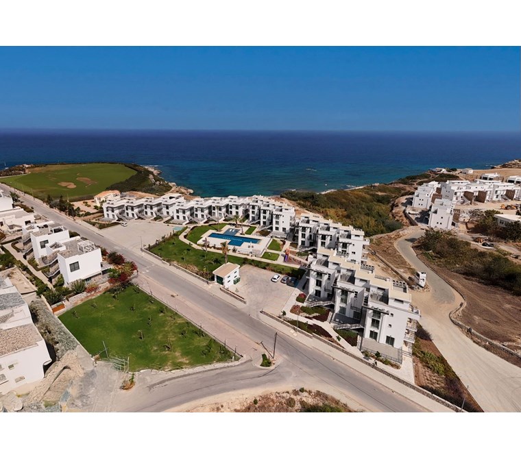 Kuzey Kıbrıs'ın doğu kıyısındaki Küçük Erenköy'de, satılık lüks villalar