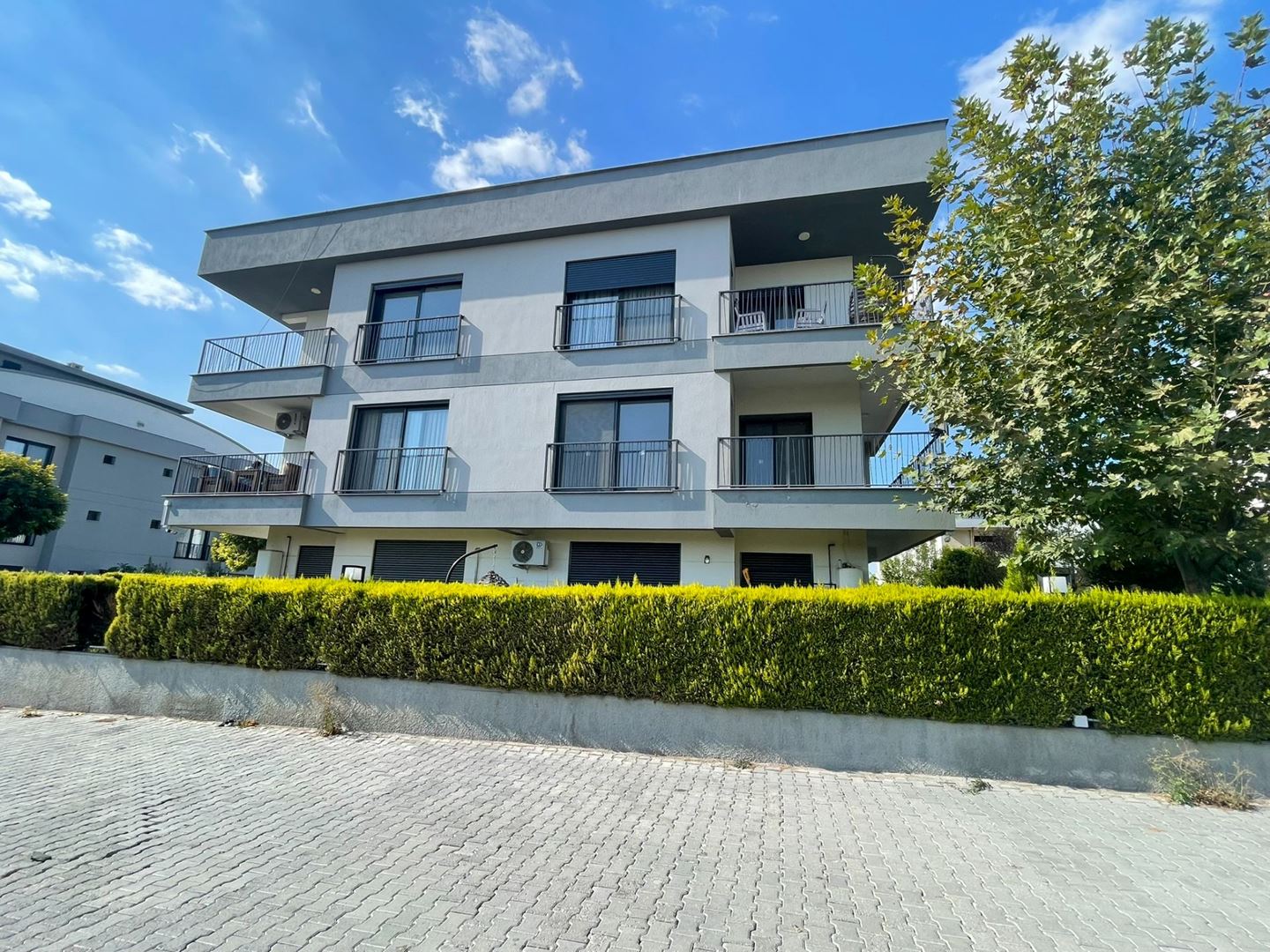 Property-photo