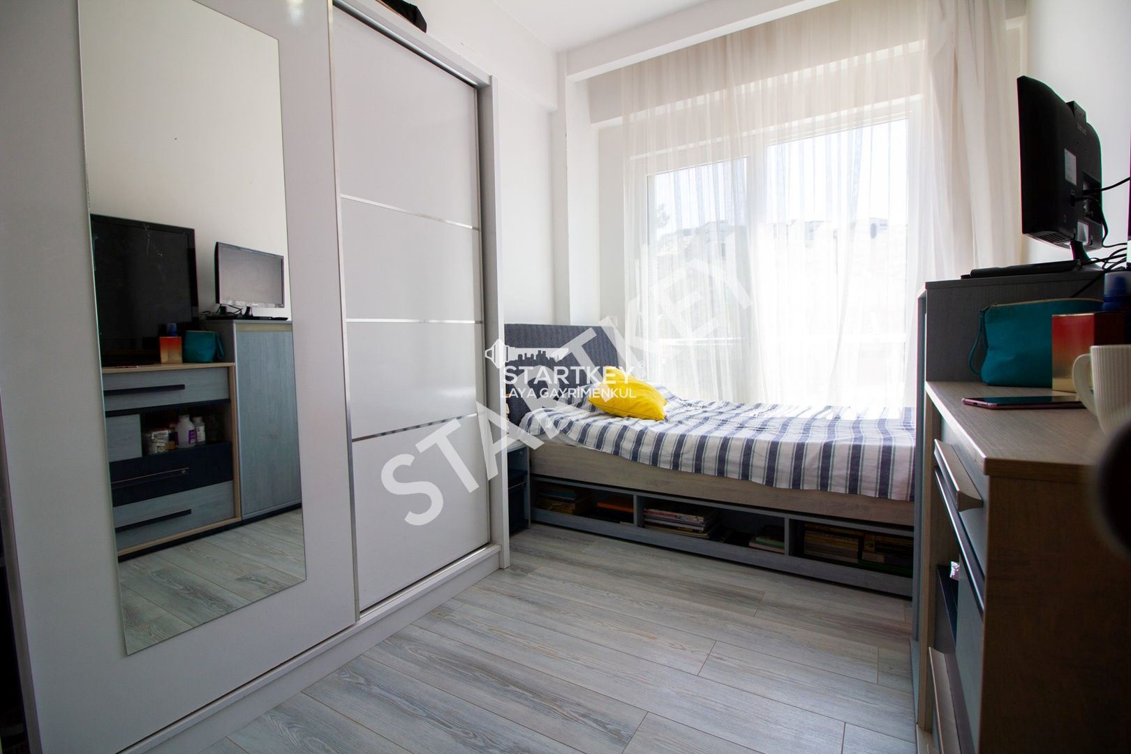 Property-photo