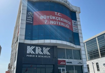 Büyükçekmece Çakmaklı Mahallesinde Satılık Ofis-Büro