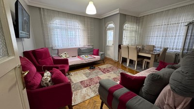 58 BULVAR CADDESİNE PARALEL SATILIK DAİRE