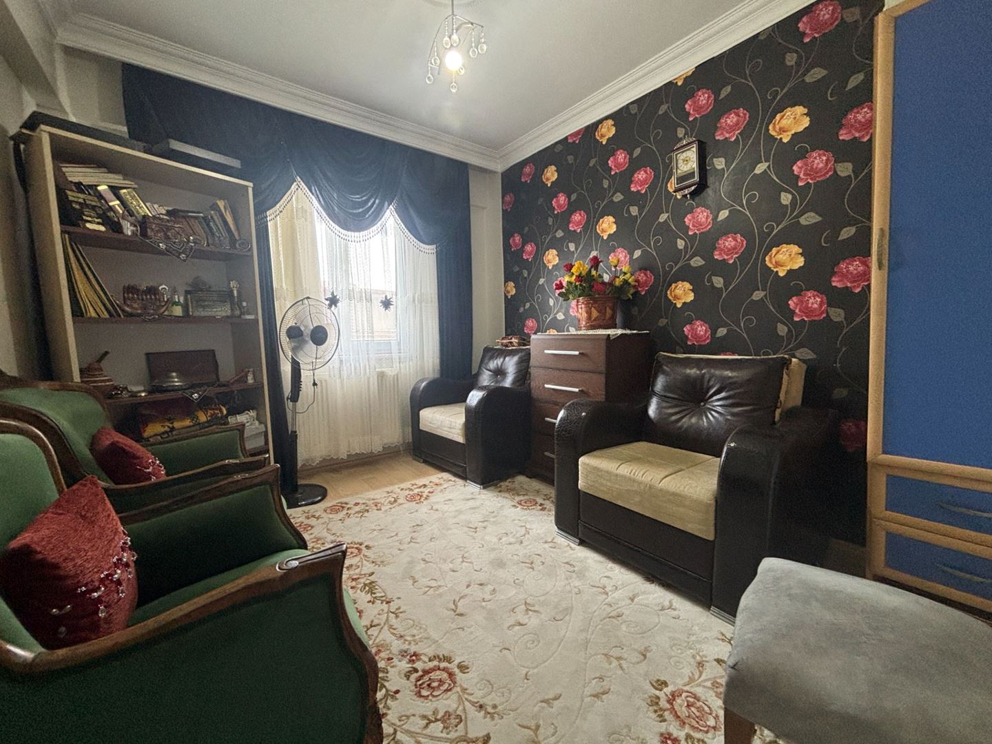 Property-photo