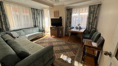ZEYTİNBURNU YENİDOĞAN MAHALLESİN'DE SATILIK TEMİZ DAİRE