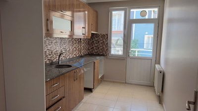 ÇINARLI'DA ACARKENT'TE 2+1 SATILIK DAİRE
