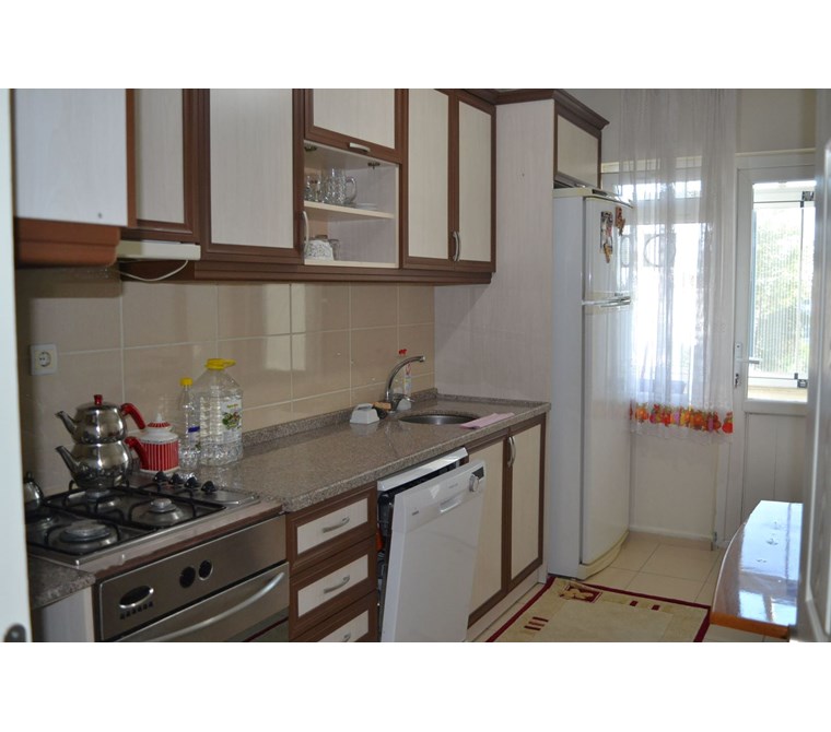 Lüleburgaz İstiklal Malallesinde Eşyalı Kiralık 3+1 Daire