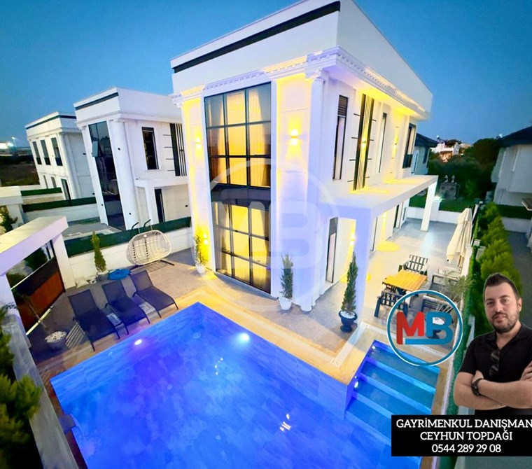 DİDİMDE SATILIK 3+1 MÜSTAKİL HAVUZLU BAHÇELİ EŞYALI DENİZE YAKIN OTOPARKLI MALİKANE !