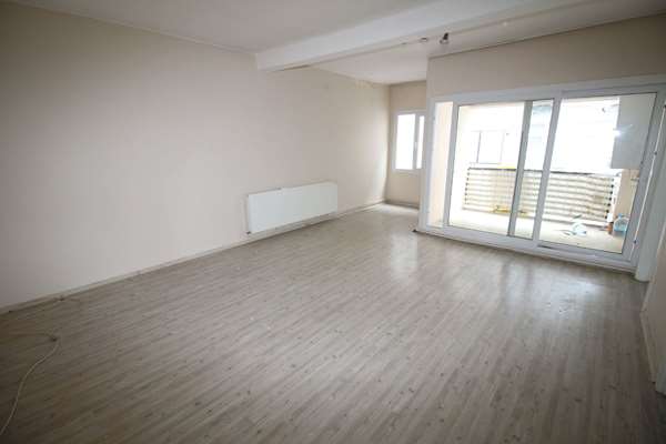 MİTHATPAŞA CADDESİ YAKINI D.GAZLI TADİLATLI KİRALIK 2+1 DAİRE