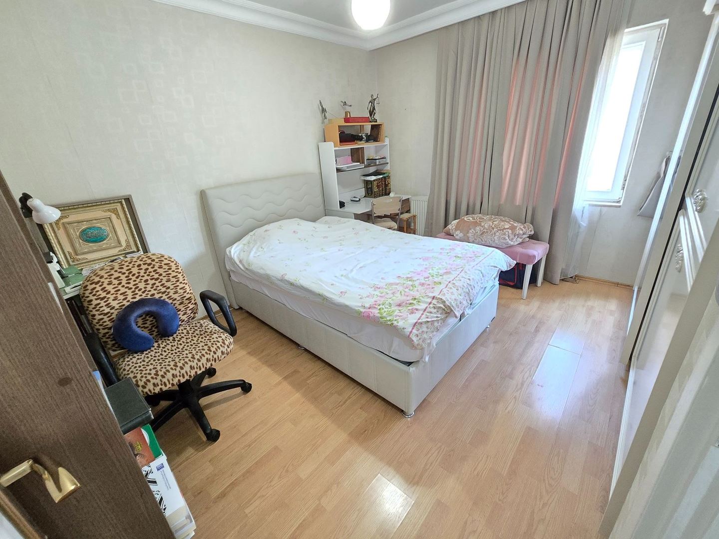 Property-photo