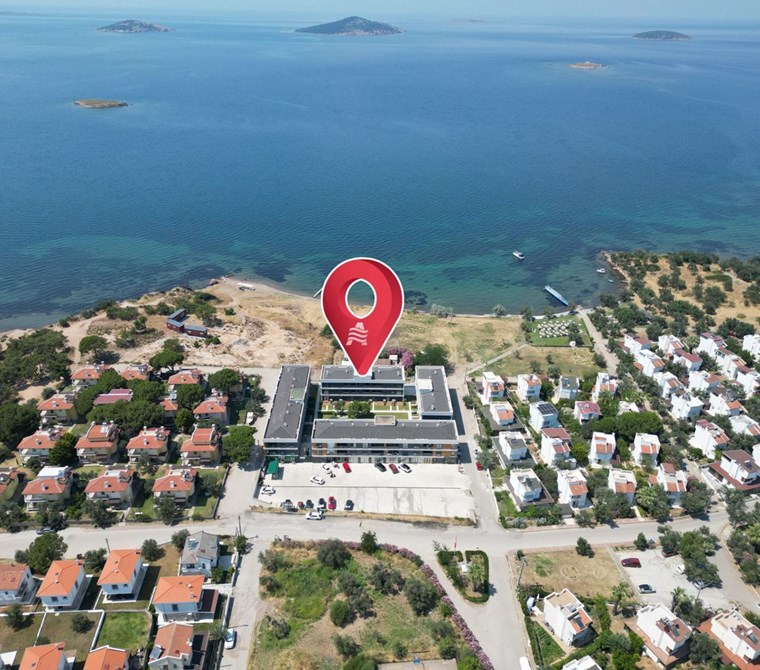 Ayvalik Sahi̇lkentte Deni̇ze Sifir Si̇tede Satilik Dai̇re