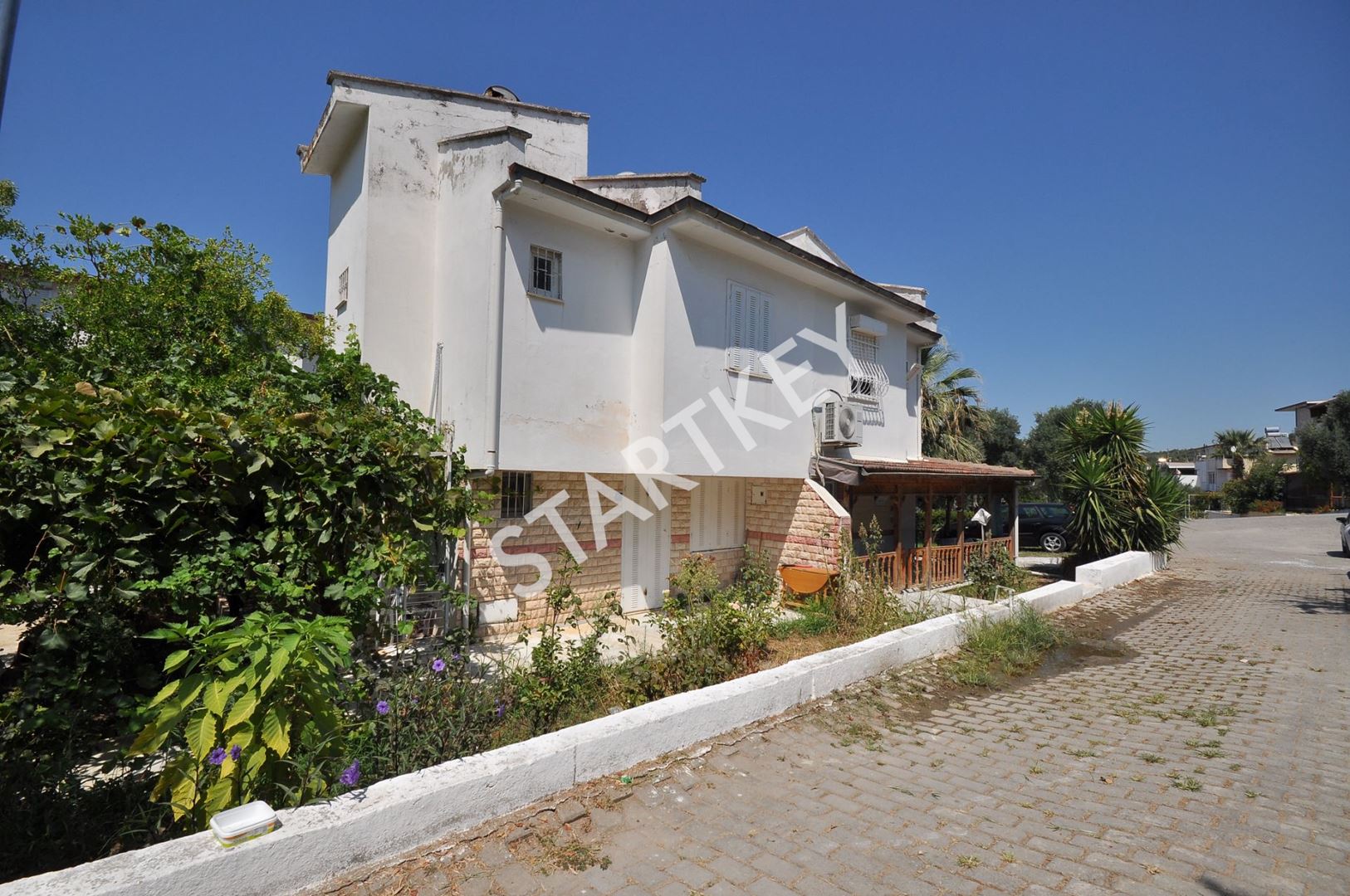 Property-photo