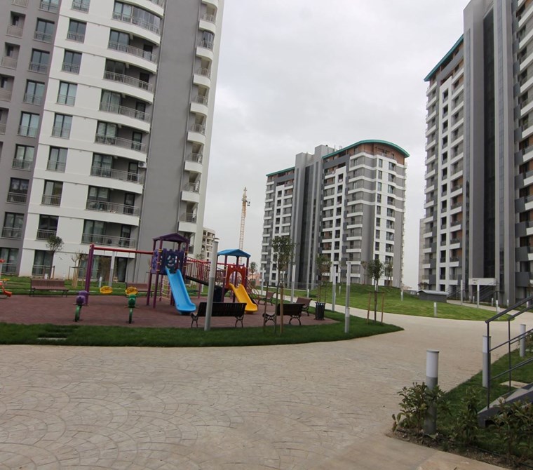 Üniversite Yolu Tuana Evlerinde Kiralık Daire