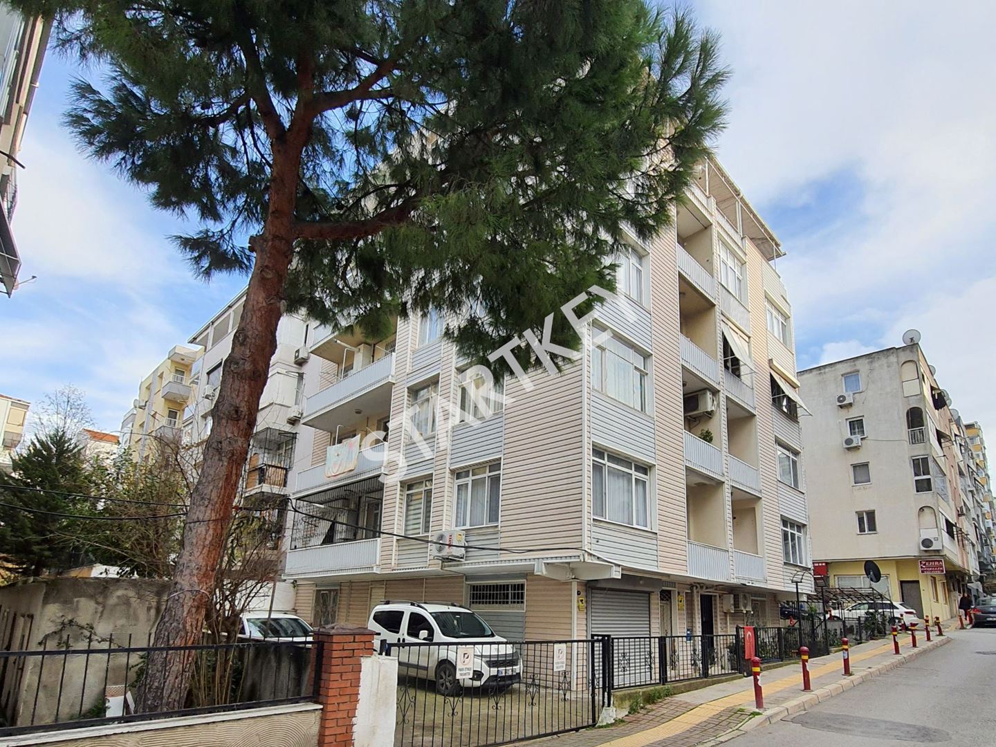 Property-photo