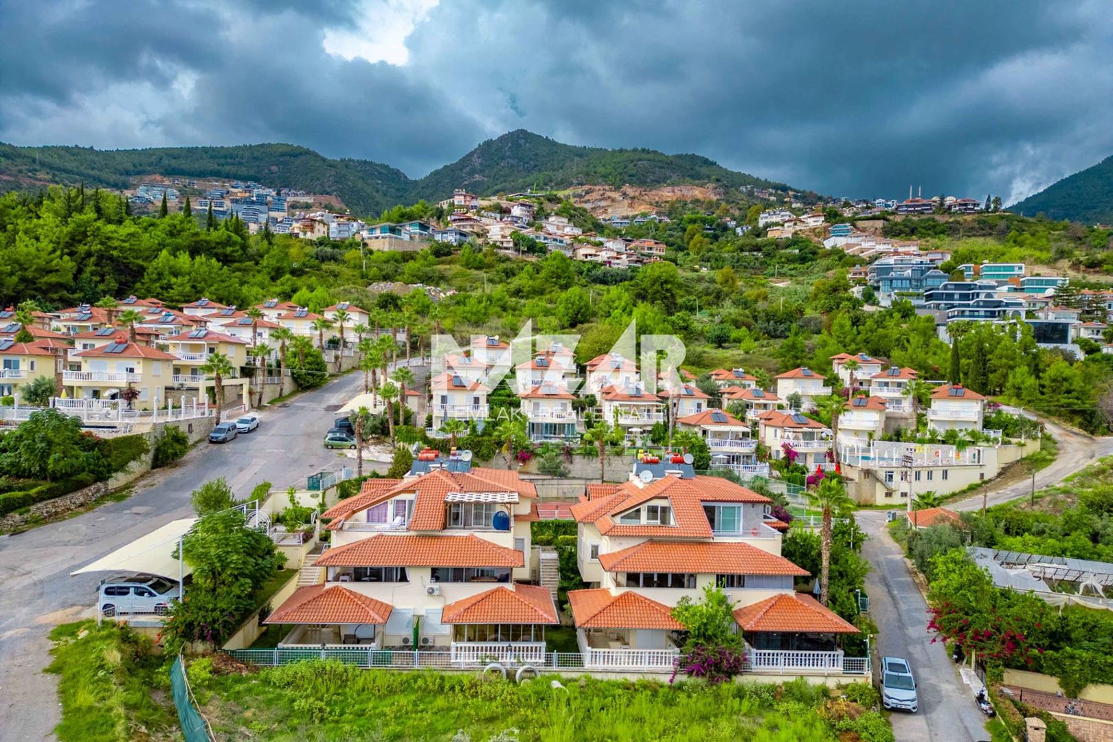 Alanya Sugözü’nde Satılık 3+1 Eşyalı İkiz Villa – 190 m2