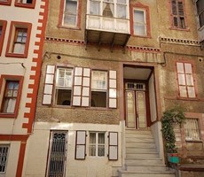 Küçükyalı da 9+1 Satılık Köşk Konak