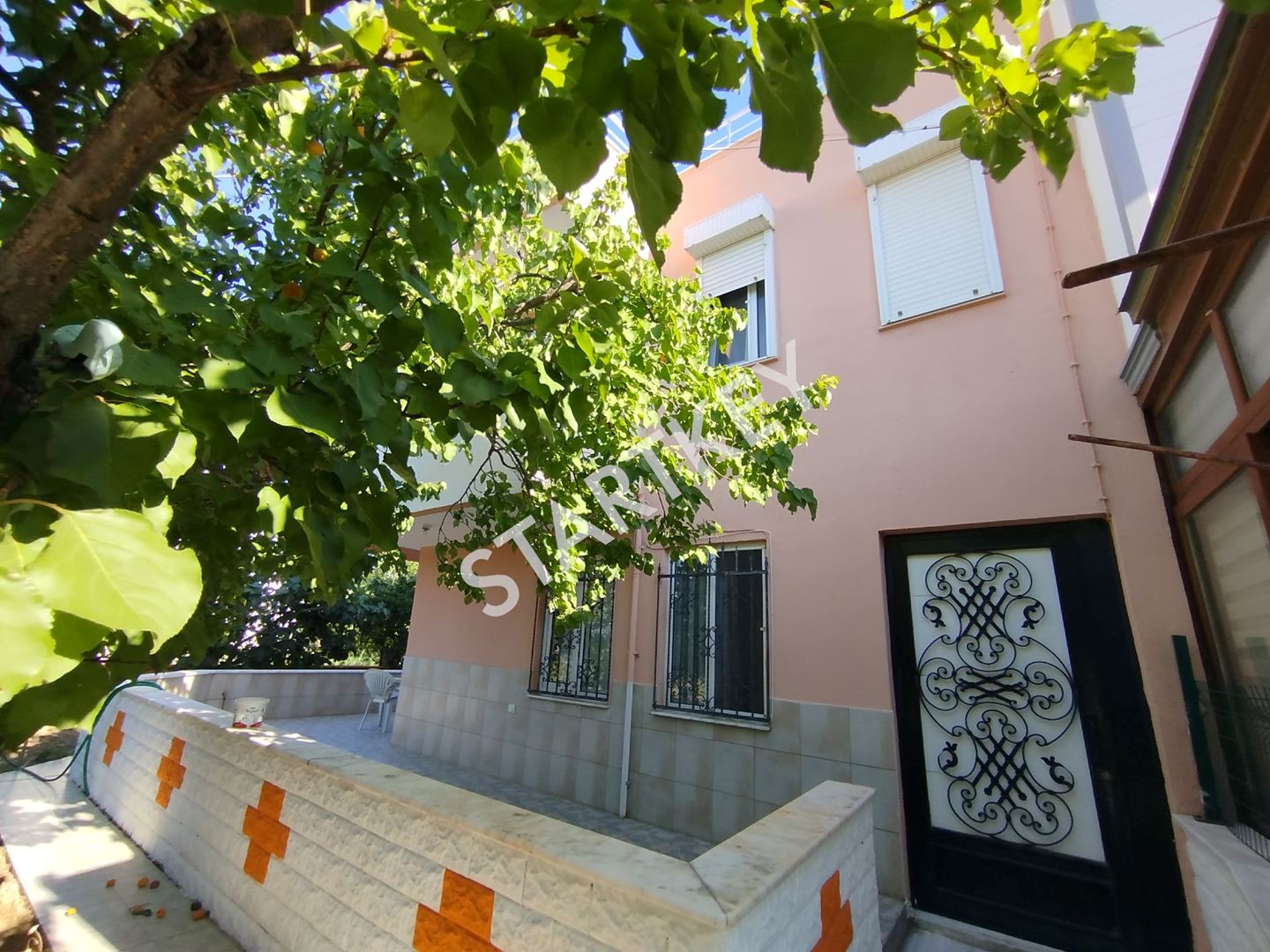 Property-photo