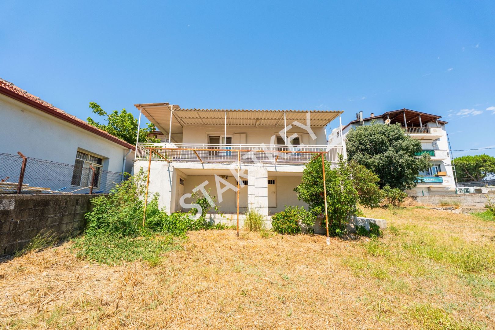 Property-photo