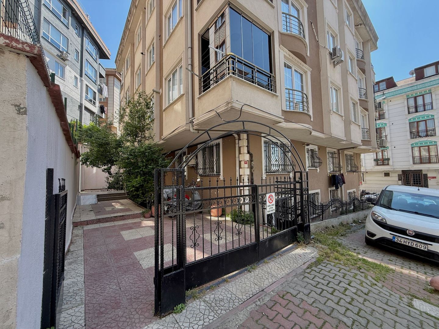 Property-photo