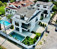 Fethiye Akarca’da Satılık Özel Havuzlu 6+1 Ultra Lüks Villa – Merkezi Konum, Yüksek Yaşam Konforu