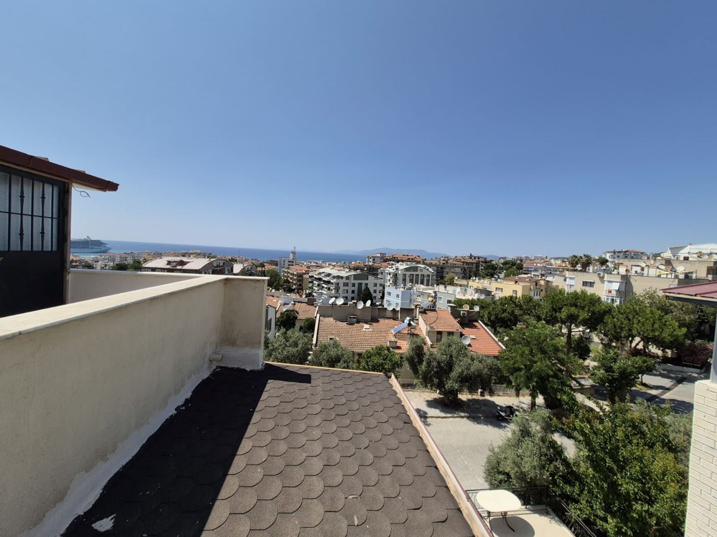 Property-photo