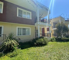 DİDİM EFELER İMBAT KOYUNDA DENİZE SIFIR SİTEDE SATILIK TRİPLEKS VİLLA