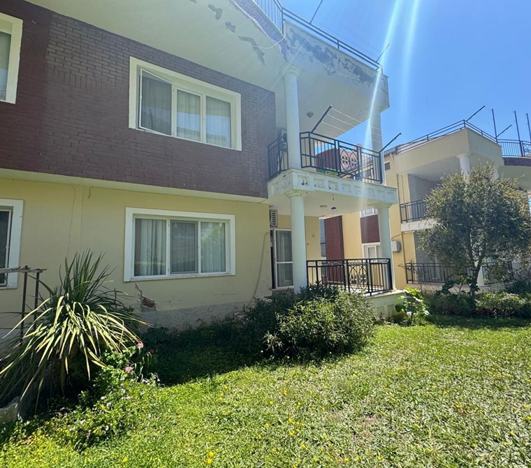 DİDİM EFELER İMBAT KOYUNDA DENİZE SIFIR SİTEDE SATILIK TRİPLEKS VİLLA