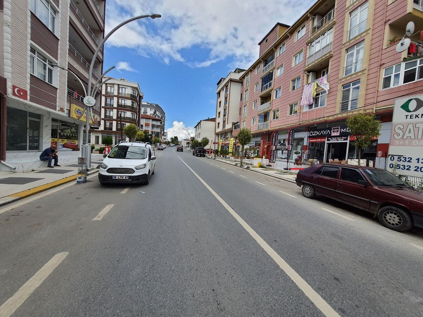 ŞENER GYD'DEN İSTİKLAL CADDESİNDE GENİŞ VE KULLANIŞLI 3+1