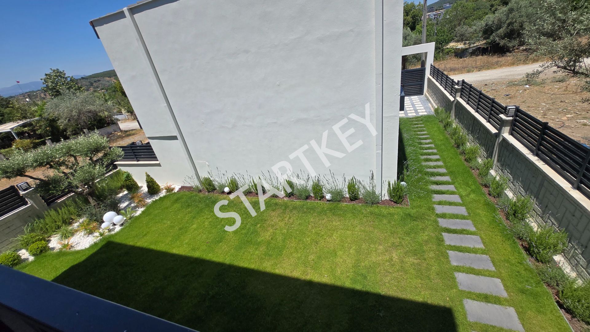 Property-photo