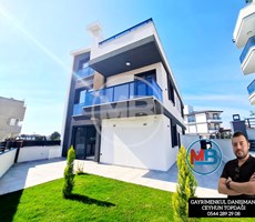 DİDİMDE SATILIK 3+1 SIFIR VİLLA BAHÇELİ MÜSTAKİL GİRİŞLİ TRİPLEKS DENİZE YAKIN !