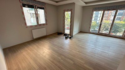 Göztepe Çemenzarda Balkonlu 3+1 Sıfır Ofise Konuta Uygun Daire
