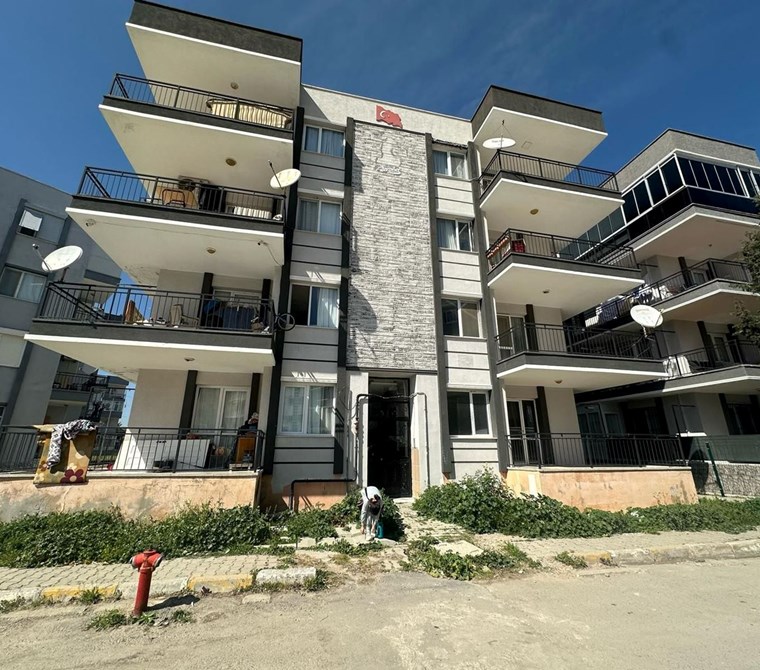 BAKIRÇAY ÜNİVERSİTESİ YAKINI 3+1 KİRALIK DAİRE