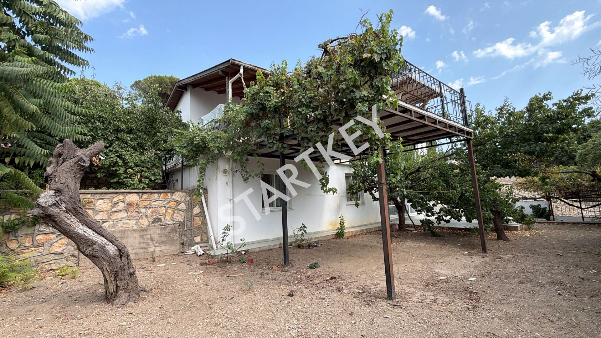 Property-photo