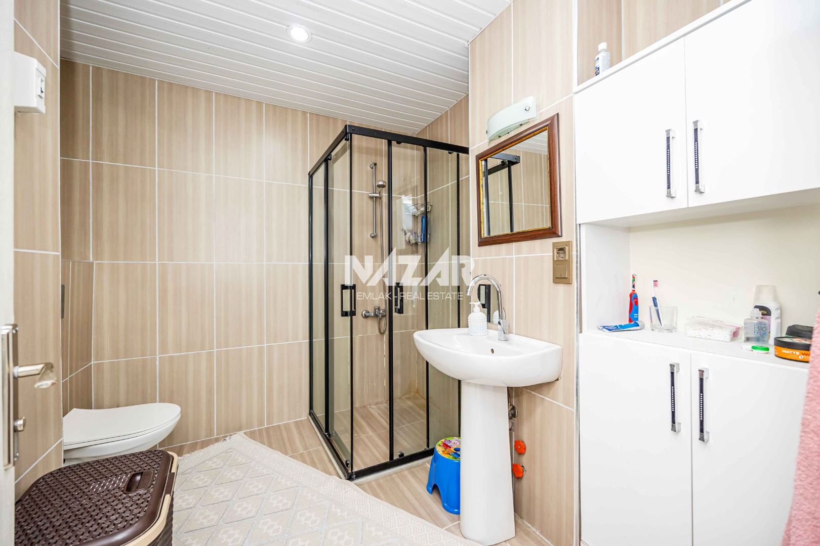 Property-photo
