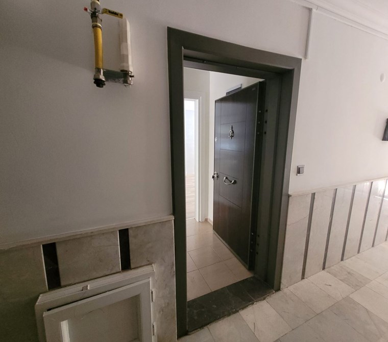 ALTIN EMLAKTAN AYVALIK 150 EVLERDE SATILIK 2+1 MASRAFSIZ DAİRE