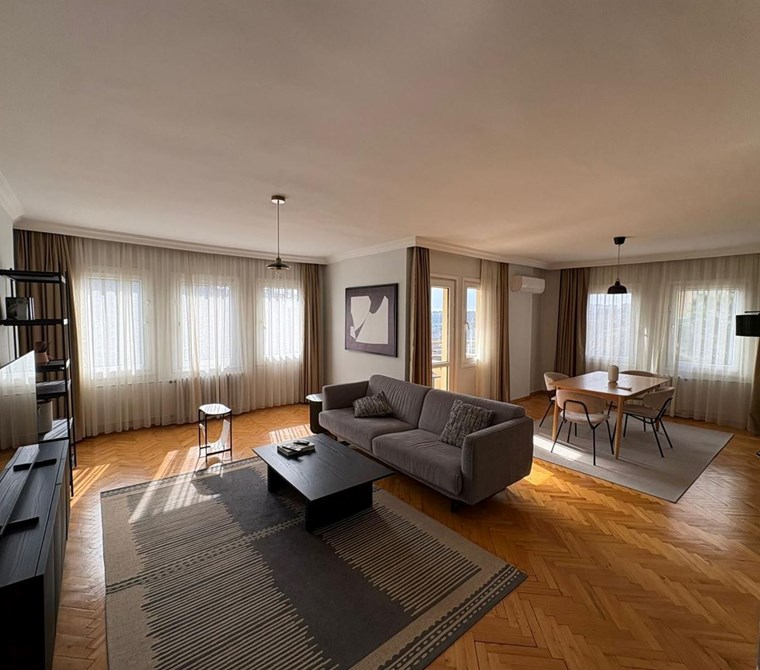 ULUS NOTERLER SİTESİ'NDE 3+1 EŞYALI KİRALIK DAİRE