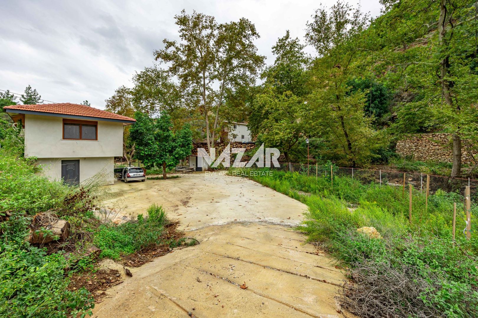 Property-photo